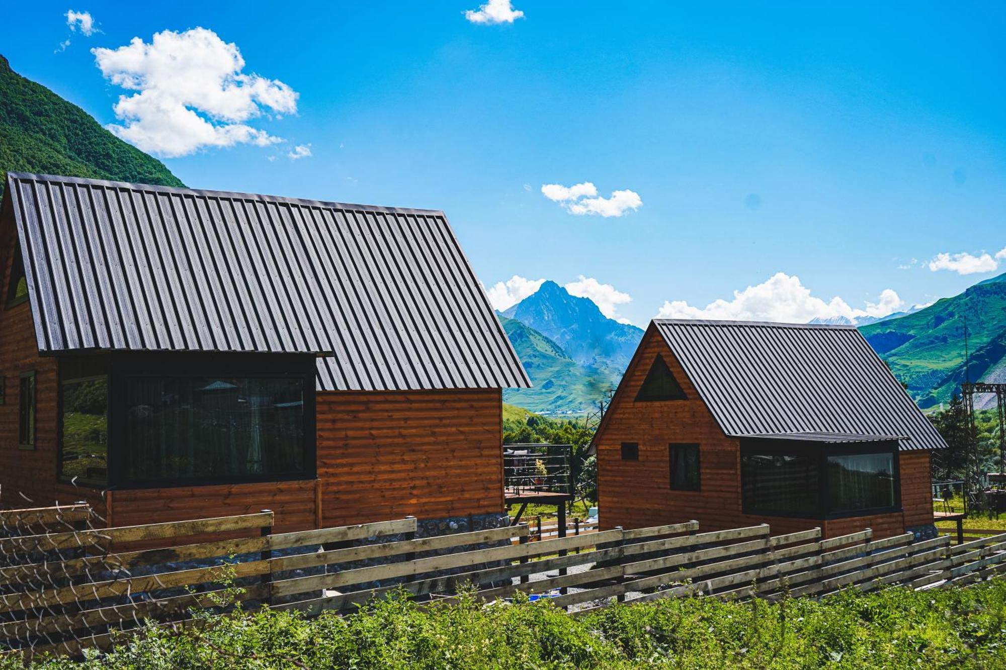 Traveler'S Cottages In Kazbegi Exteriér fotografie