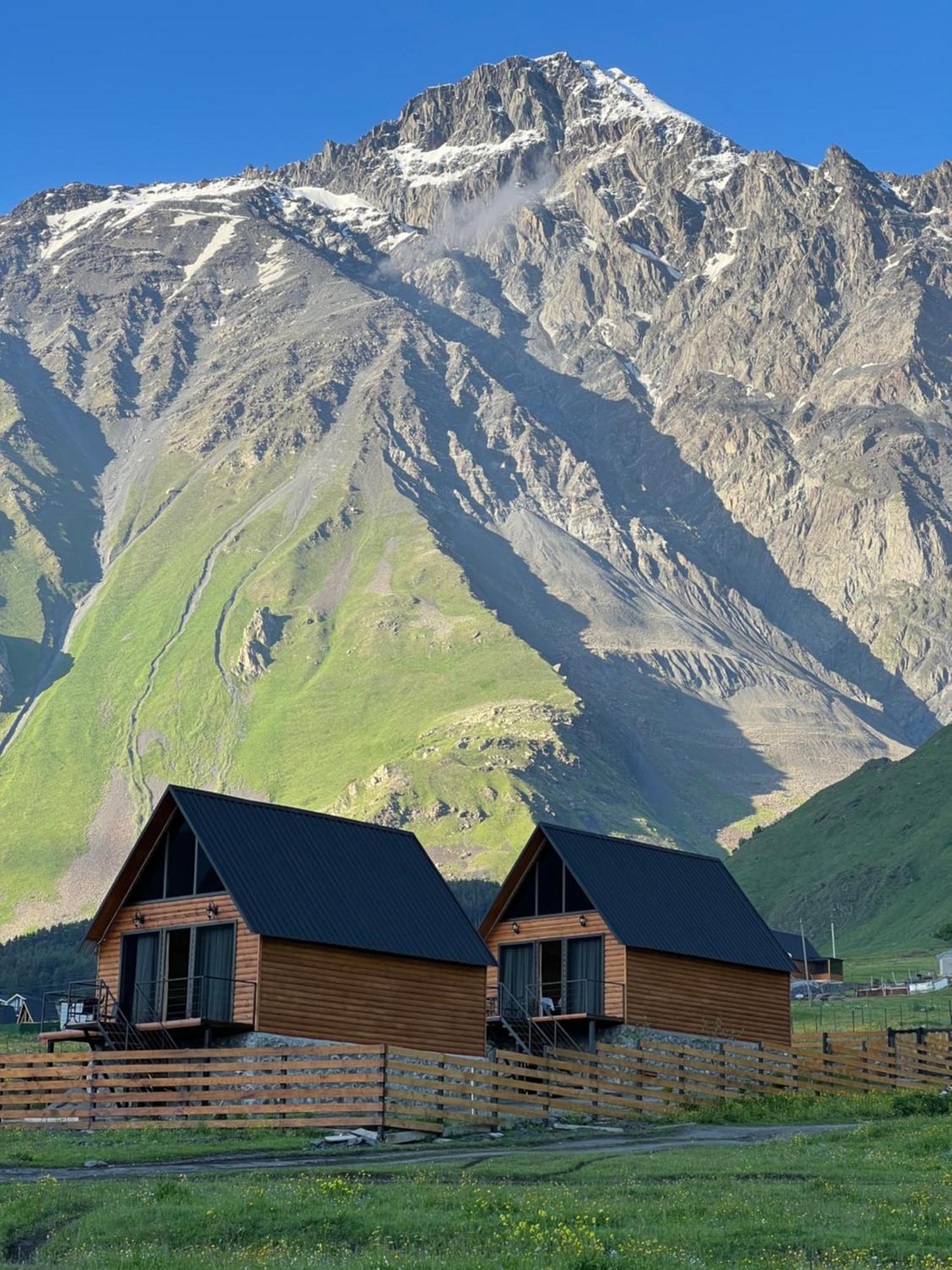 Traveler'S Cottages In Kazbegi Exteriér fotografie